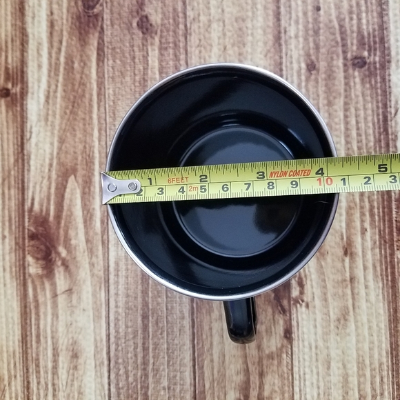 Yellowstone Dutton Ranch Campfire Black Enamel Mug 21oz Tin Metal Paramount NWT - Picture 5 of 6